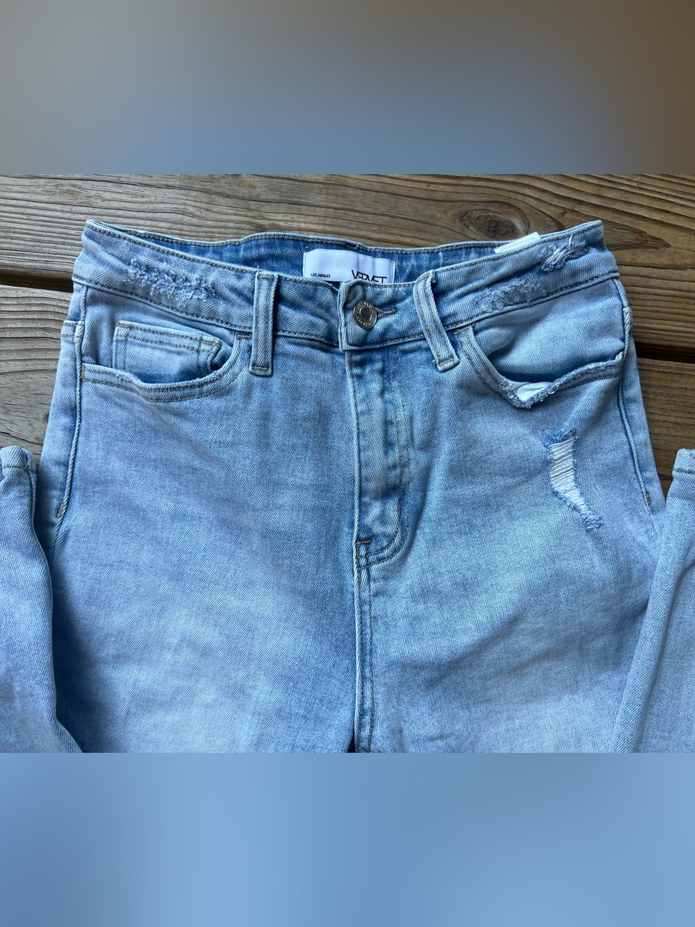 Vervet by Flying Monkey High Rise Light Wash Distressed Jeans Size 27 - Picture 5 of 11